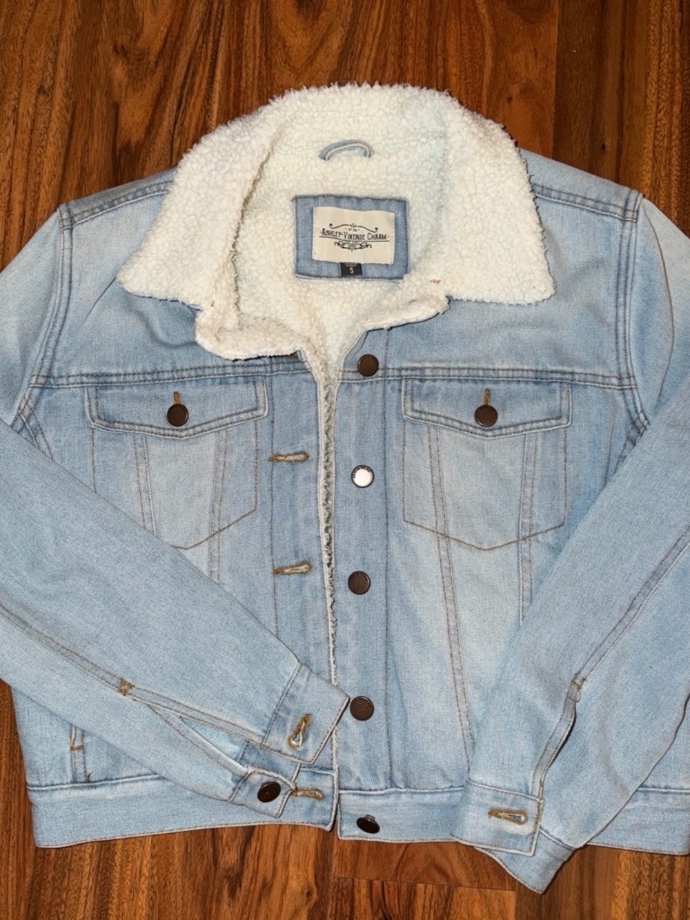 Women’s Light Blue Sherpa-Lined Denim Jacket by American Vintage Co.